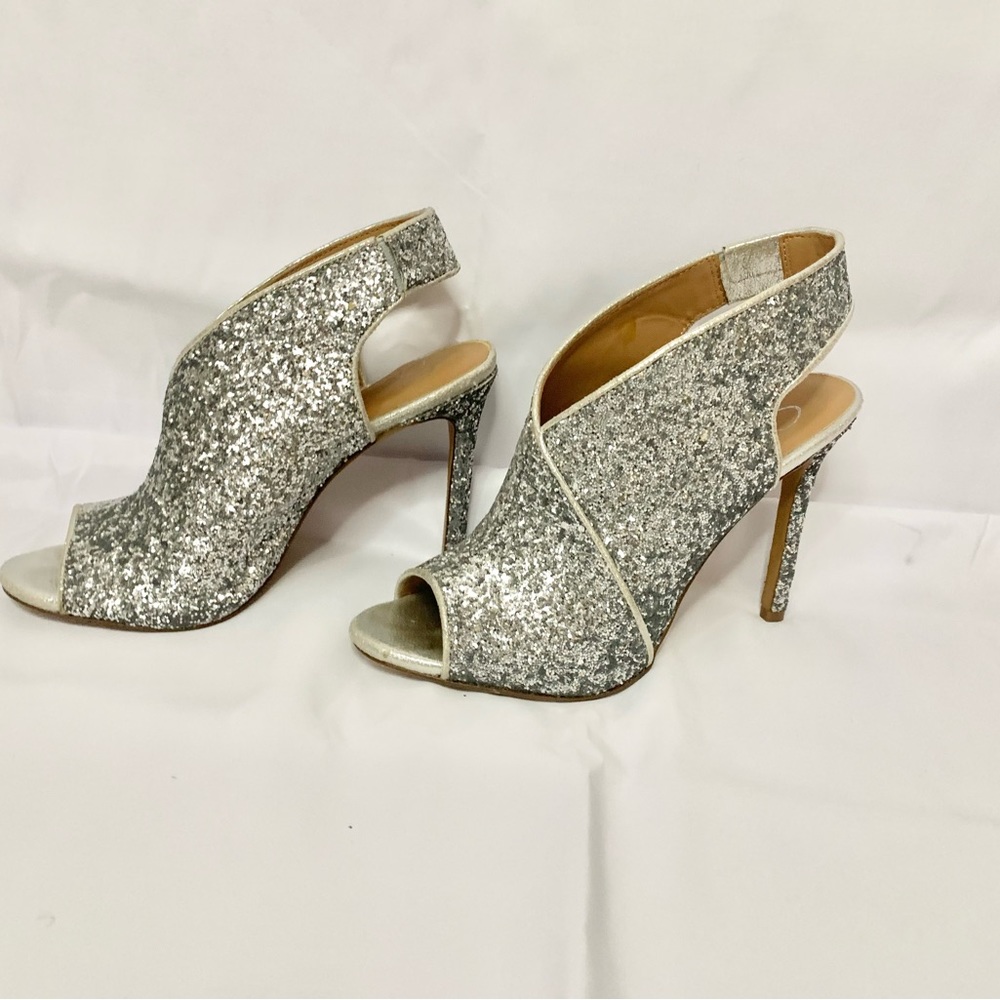 Jessica Simpson size 6, SlingBack Silver Glitter Bootie, 4 inch heel